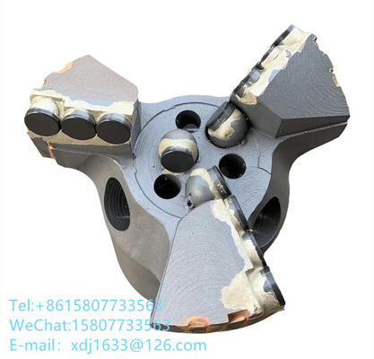 Peu de perceuse concave de trois torsion pour l'ODM d'OEM de Pourage de roche dure