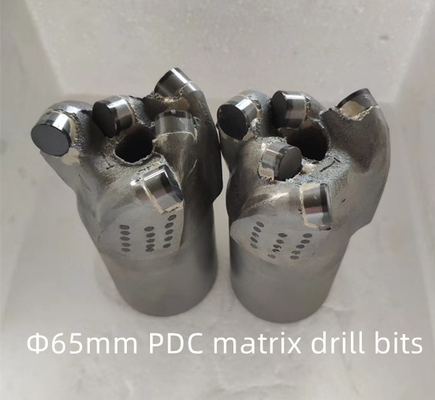 Utilisation de mine de charbon du diamètre 65mm de peu de perceuse du corps PDC de Matrix du certificat ISO9001